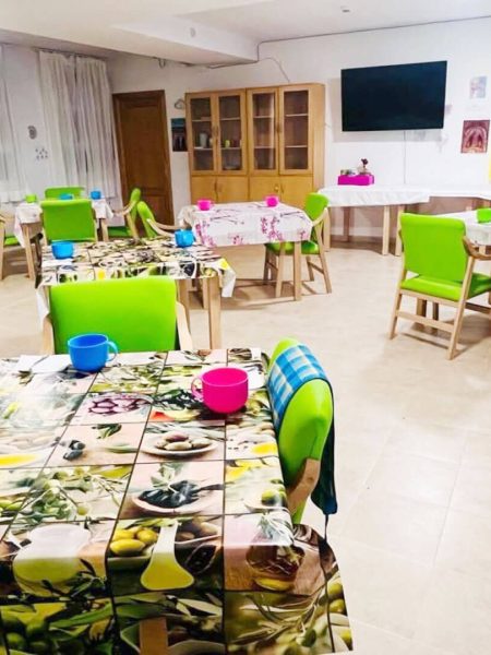 Residencia Virgen de Fuentes Claras – Comedor Residencia Virgen de Fuentes Claras - Comedor